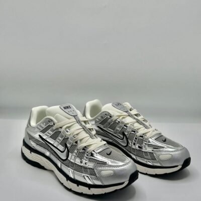 سنيكرز P-6000 Nike - فضي لامع
