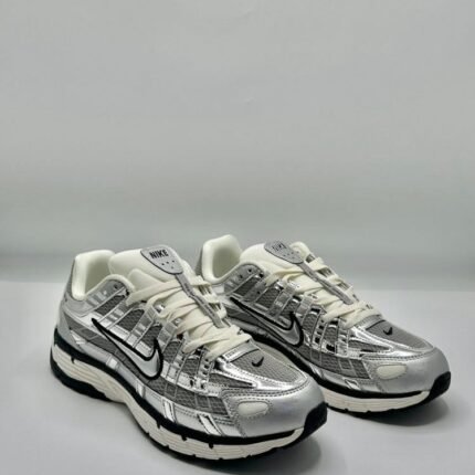سنيكرز P-6000 Nike - فضي لامع