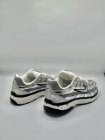 سنيكرز P-6000 Nike - فضي لامع