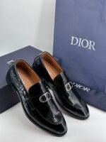 حذاء Dior جلد لامع أسود