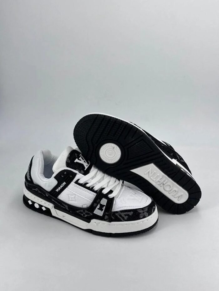 حذاء LV أبيض * أسود