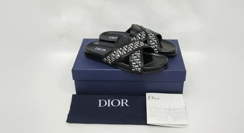 حذاء سليبر ديور - أسود حذاء سليبر ديور - أسود