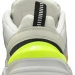 حذاء نايك M2K تكنو الأنيق والعملي