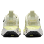 حذاء نايك رياضي