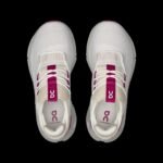 كوتشي كلودنوفا - أناقة القرنفل الأبيض الطبيعي