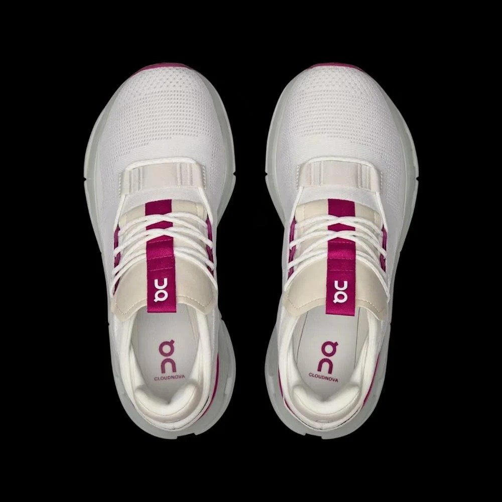 كوتشي كلودنوفا - أناقة القرنفل الأبيض الطبيعي كوتشي كلودنوفا - أناقة القرنفل الأبيض الطبيعي