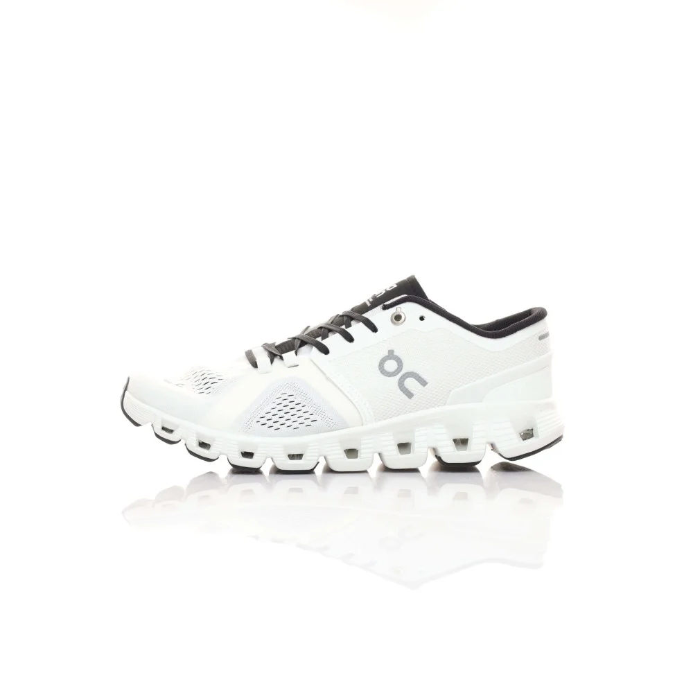 كلود إكس - الأبيض والأسود كلود إكس - الأبيض والأسود